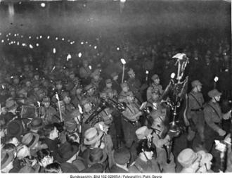 Fackelzug in der Berliner Wilhelmstraße, 30. Januar 1933