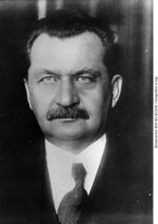 Porträt von Otto Wels, 1928