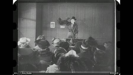 Filmstill aus "Anna Müller-Lincke kandidiert" (1919) 